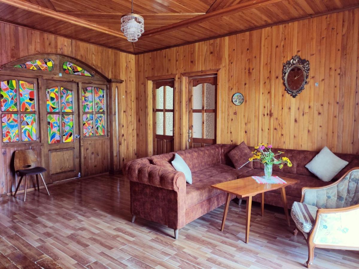 Guest House On Kostava 23 Koboeleti Buitenkant foto